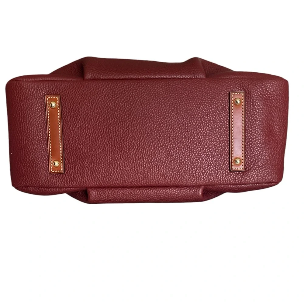 Dooney & Bourke 14x12x5 34